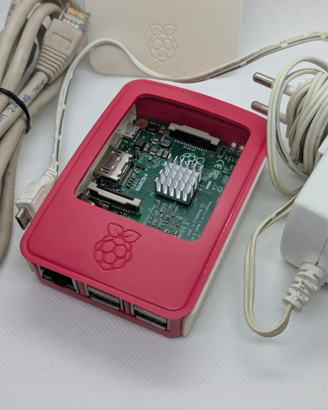 Raspberry Pi 2 Model B - Completo di accessori