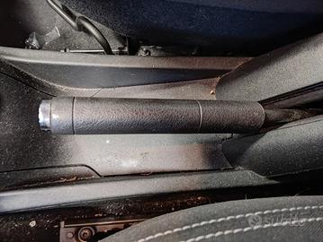 Leva freno a mano PEUGEOT 208 1560cc HDI del 2017