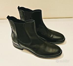 STIVALETTI IN VERA PELLE