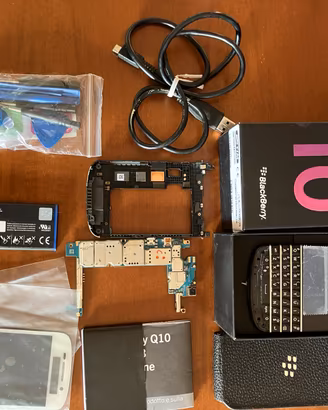 Blackberry Q10 ricambi