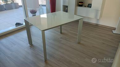 Tavolo Scavolini Tai – 120 cm – Vetro opacizzato