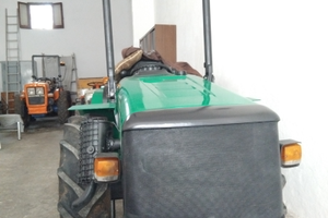 Trattore ferrari System 80 snodato