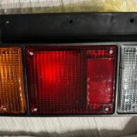 Fanale posteriore 12V Isuzu Elf
