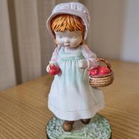 Statuina Sarah Kay Atlas Collections