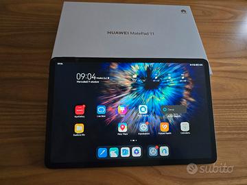 Tablet Huawei Matebook 11 con tastiera e penna