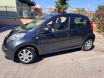 Peugeot 107 1.0 68CV 5p. Plaisir 2Tronic