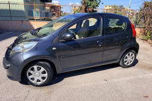 Peugeot 107 1.0 68CV 5p. Plaisir 2Tronic