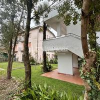 VILLETTA A SCHIERA DI TESTA CASALBORSETTI