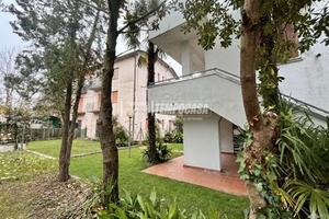 VILLETTA A SCHIERA DI TESTA CASALBORSETTI