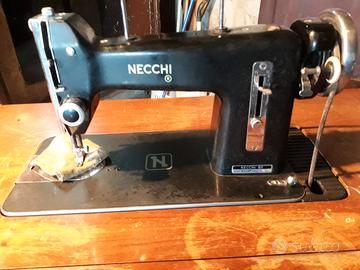 MACCHINA DA CUCIRE NECCHI a pedale