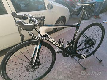 Bici da corsa in carbonio bdc giant defy