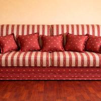 Salotto classico divano e poltrone