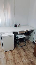 Scrivania Malm Ikea nuovissima