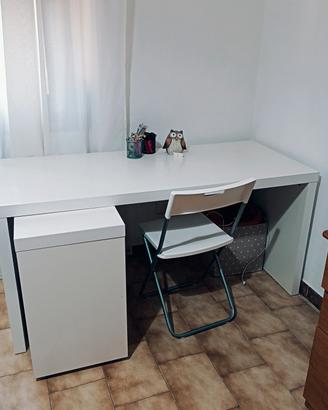 Scrivania Malm Ikea nuovissima