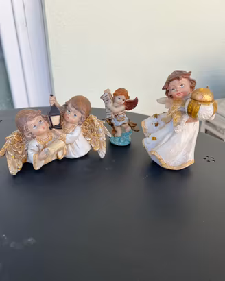 Tre diversi angioletti