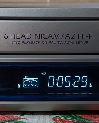 Videoregistratore VHS AIWA FX7700 