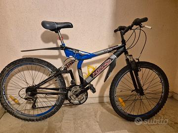 Bicicletta MTB bi-ammortizzata
