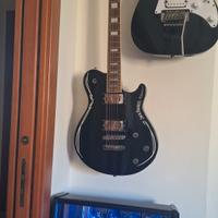 SVENDITA CHITARRE E ATTREZZATURA MUSICALE