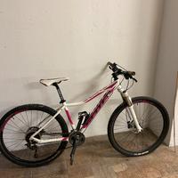 Bici donna Scott