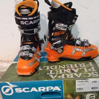 Scarponi sci alpinismo