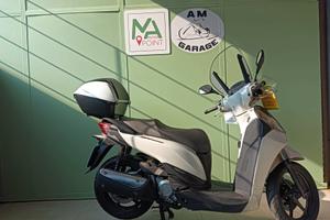 Honda SH 300 i scooter