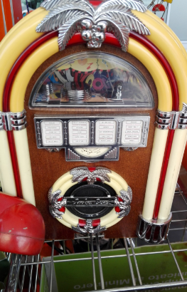 Juke box radio vintage