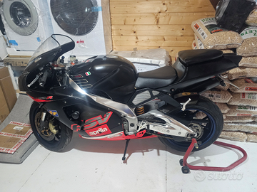 Aprilia rsv 1000 2003