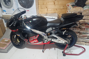 Aprilia rsv 1000 2003