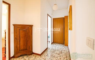 APPARTAMENTI 86 MQ CON COMODO TERRAZZO - VIA GIORD