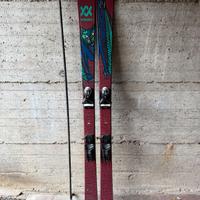 Sci Freestyle Volkl 168cm con Attacchi Look NX12