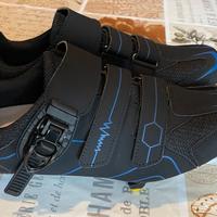 Scarpe ciclismo da strada con fori anche per mtb