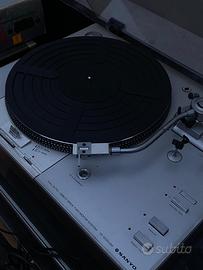 Giradischi sanyo