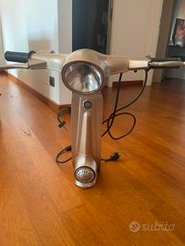 Lampada da tavolo Vespa 50 Piaggio