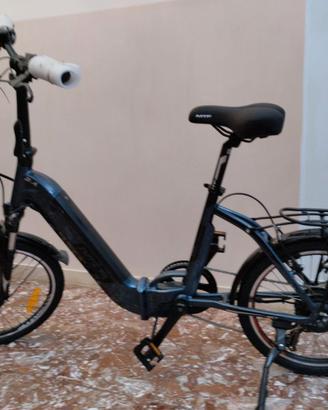 E-bike pieghevole