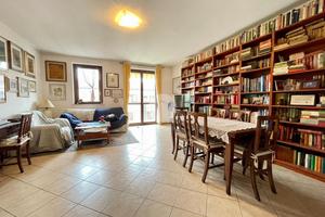 3 LOCALI A CASTELNUOVO DEL GARDA