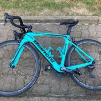 BIANCHI Oltre XR4 Carbon