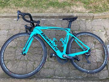 BIANCHI Oltre XR4 Carbon