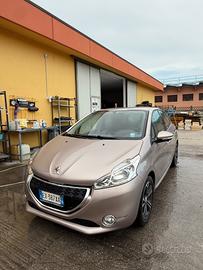 Peugeot 208 PureTech 82 5 porte Allure