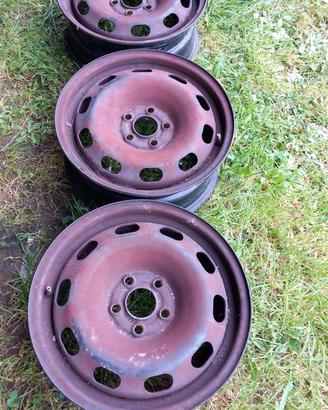 4 cerchi ferro 15 Audi A2 VW Polo Seat Ibiza