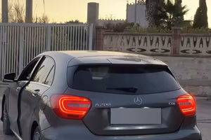 Mercedes-bens A200 CDI 136 CV - Premiun AMG