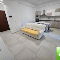 Trilocale Arredato Con Cortile Pressi Ponte S. Ann