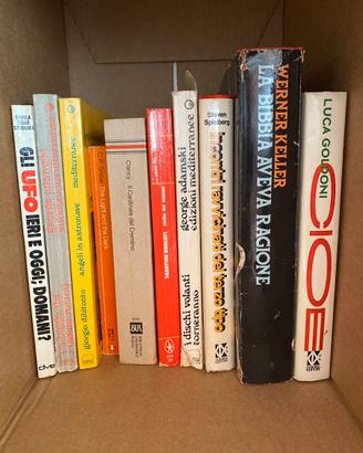 Lotto di 60 libri di vario genere