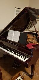 pianoforte a coda Kawai