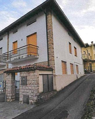 Immobile in asta di 289 m² con 4 locali a Ponteran