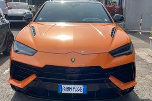 URUS S - 610cv 4.0
