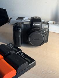 Canon eos R + adattatore EF-RF + batterie
