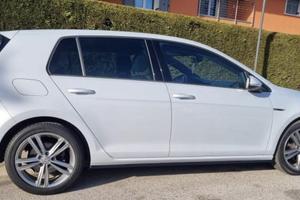 Volsvaghen golf 7.5 R line