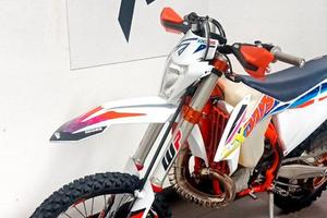 Ktm 250 EXC SIX DAYS M.Y22