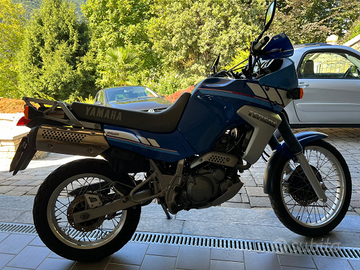 Moto Yamaha Tenere 660 XTZ