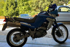 Moto Yamaha Tenere 660 XTZ